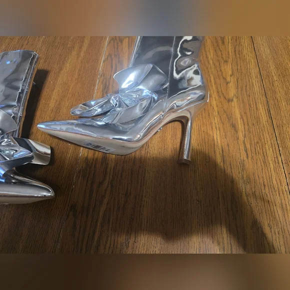 NEW Sam Edelman Esmae Stiletto Ankle Booties Silver Pointed Toes Size 6.5 - Picture 11 of 15